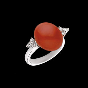 Anello "Aster". Corallo rosso diamanti oro 750/1000